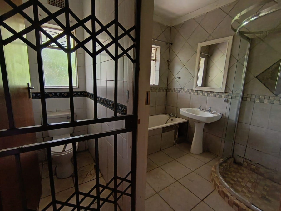 21 Bedroom Property for Sale in Universitas Free State